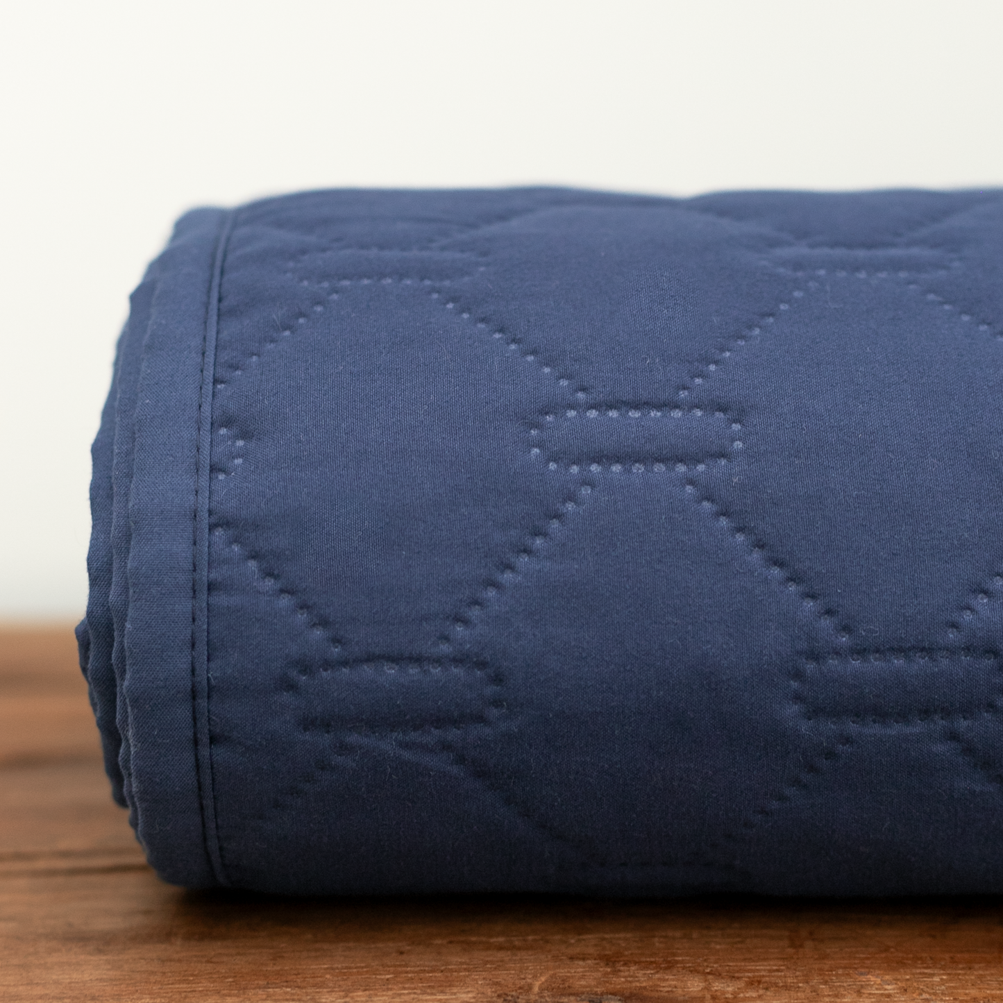 Hundedecke mit Antirutsch-Unterseite und Rautenmuster